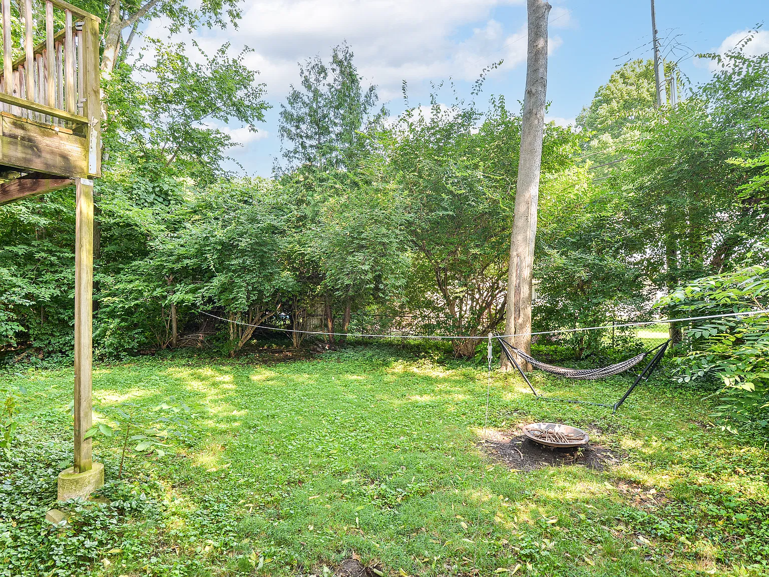 2 bed, 1000 sqft, $1,500 — Photo 2