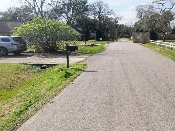 4th image of 5208 E Bayou Dr