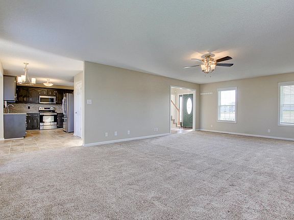 3rd image of 2585 Leprechaun Ln