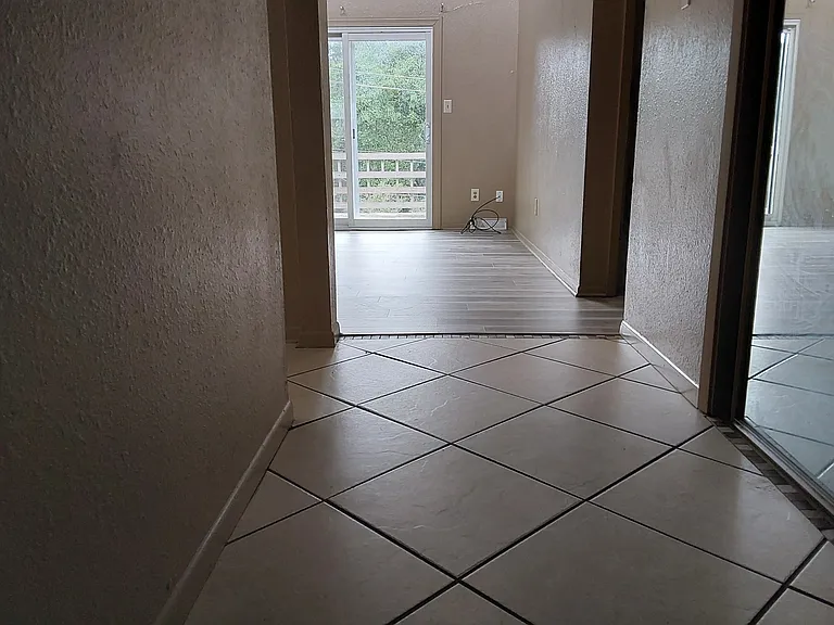 4110 S Crackerneck Rd — Photo 9