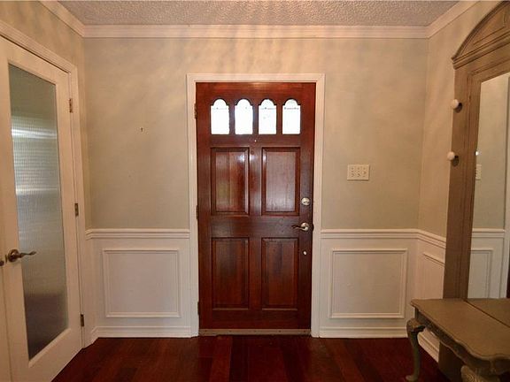 4th image of 700 Plantation Dr