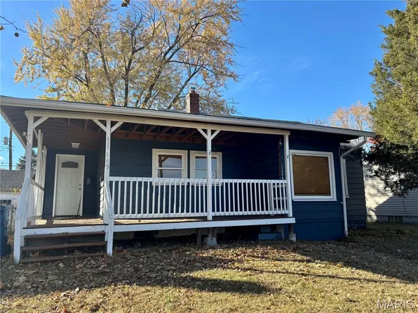 645 Washington Ave, East Alton, IL 62024