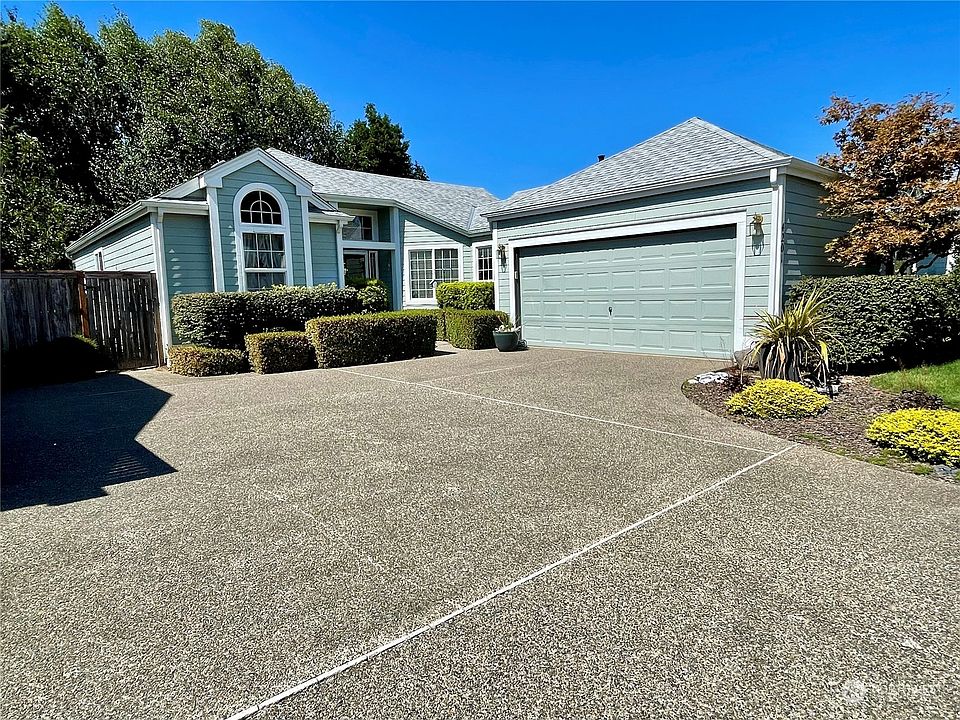 1st image of 4201 Avonlea Drive SE
