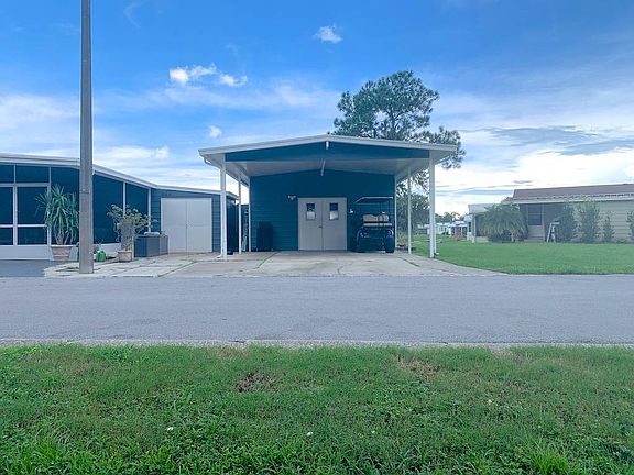 5th image of 16940 Silver Shores Ln