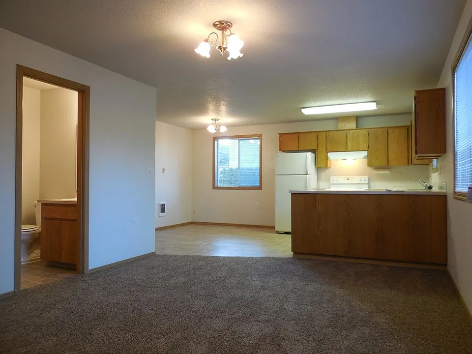 2904 SE 85th Ave #3