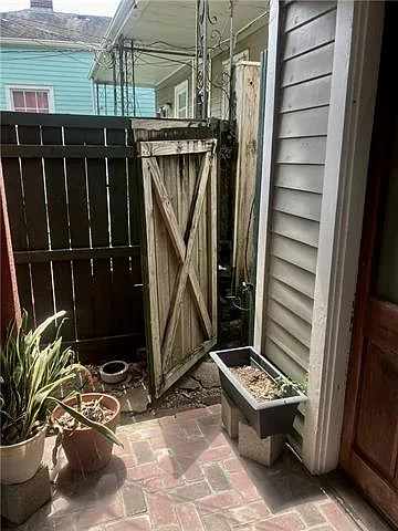1018 Josephine St #A — Photo 25