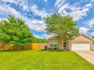 8006 Blackcherry Ln, Baytown, TX 77523