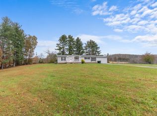 416 Bobbitt Rd, Hillsville, VA 24343