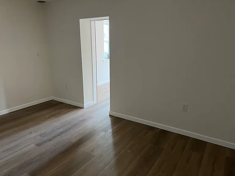 128 Chambersburg St #1B — Photo 8