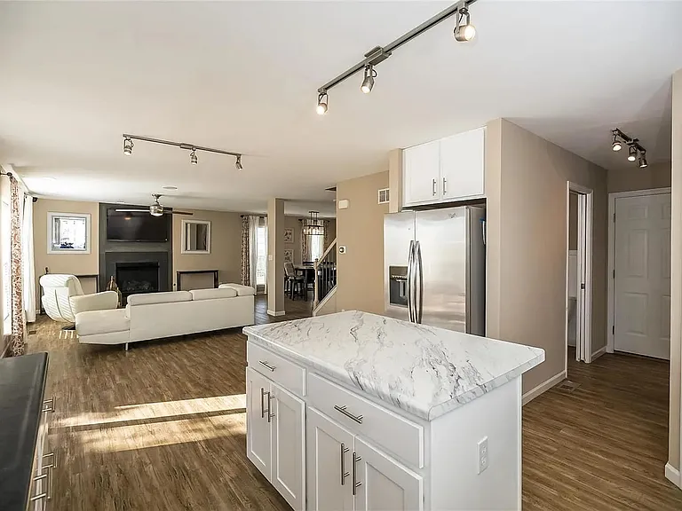 1304 Mason Grove Dr — Photo 13