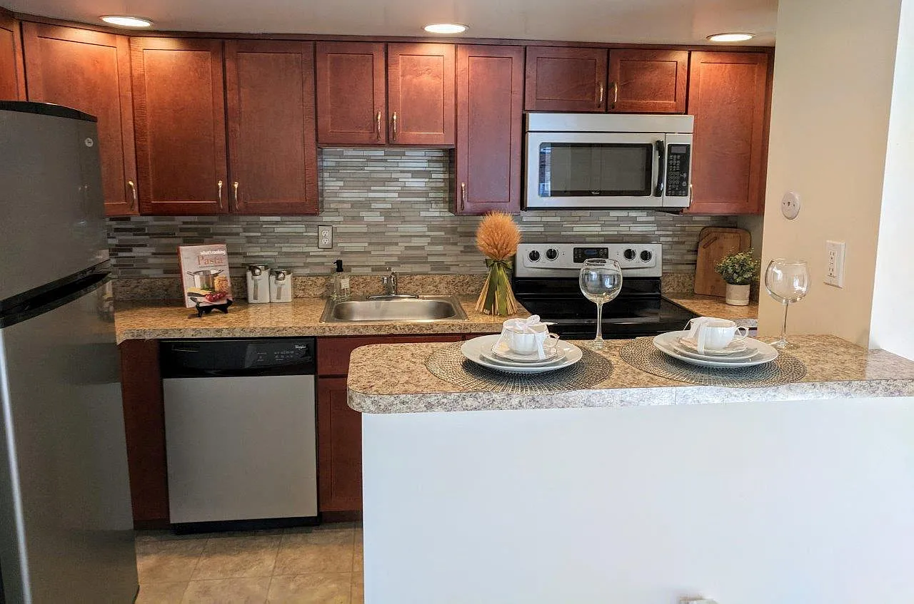 Waterview Apartment Homes — Photo 2