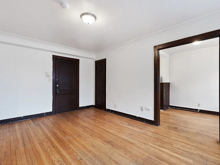 The Sheridan — Photo 14