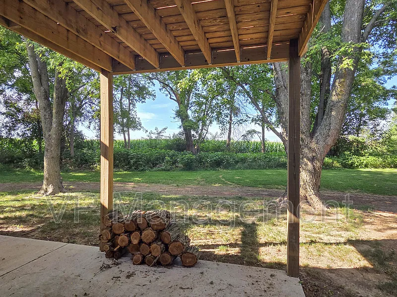 1 bed, 1.0 bath, $650 — Photo 2