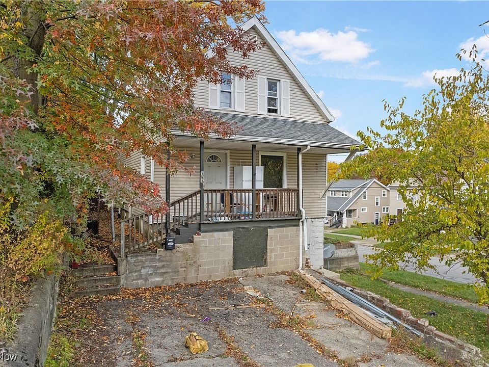 2nd image of 393 E Thornton St
