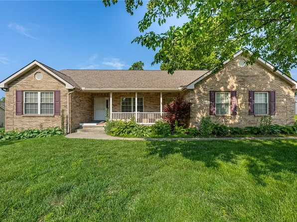101 Trace Ct, Dayton, OH 45439