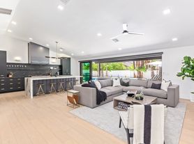 10331 E Sahuaro Dr