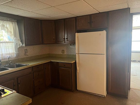 5th image of 2308 College Ave