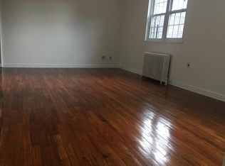 22424 Horace Harding Expy, Bayside, NY 11364