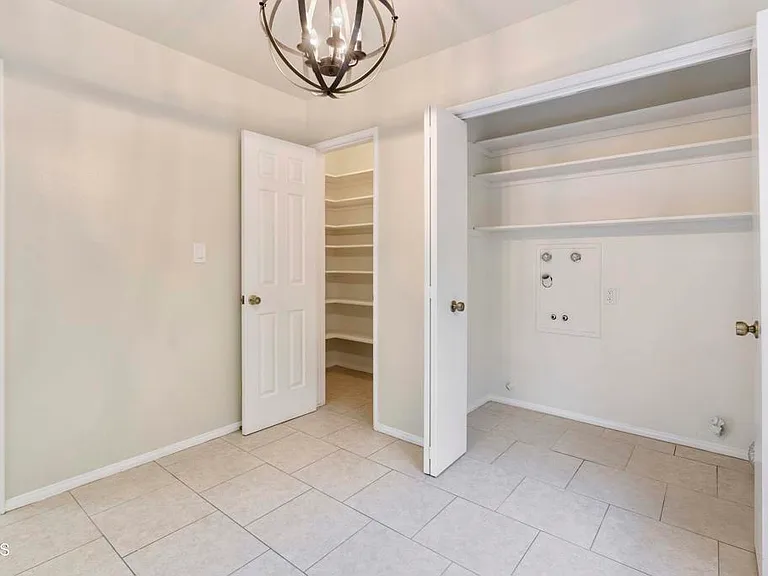 6347 N Muscatel Ave — Photo 14