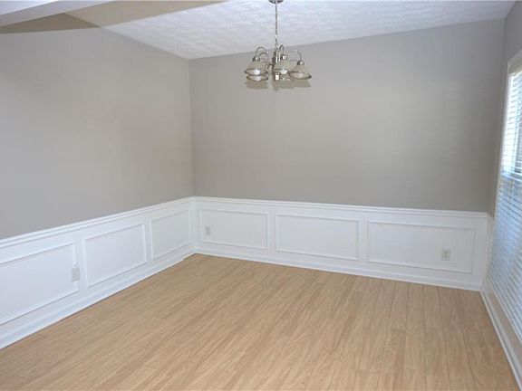 2nd image of 483 Marsh Lake Rd