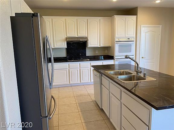 3rd image of 11012 Clemmons Ct