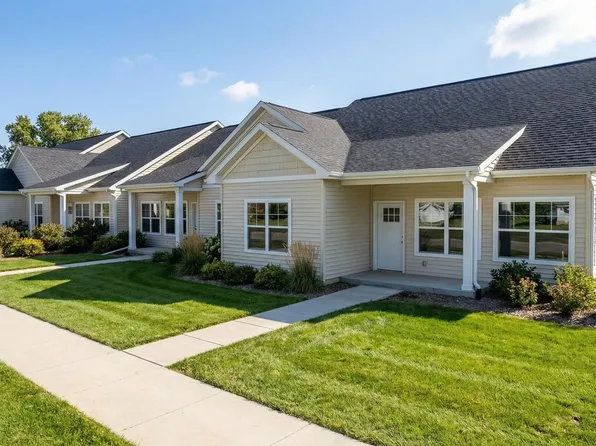 421 Ford St E, Northfield, MN 55057