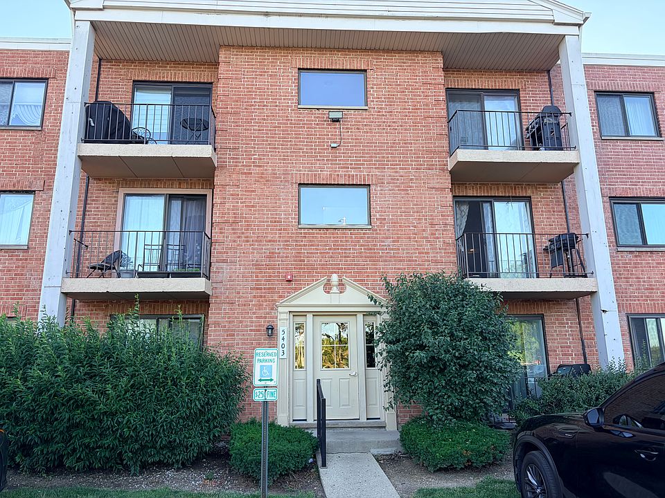 1st image of 5403 Chateau Dr