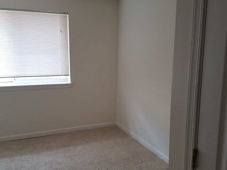 1st image of 7514 Hawthorne St APT 2