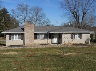 57 S Old Oak Dr, Beaver Falls, PA 15010