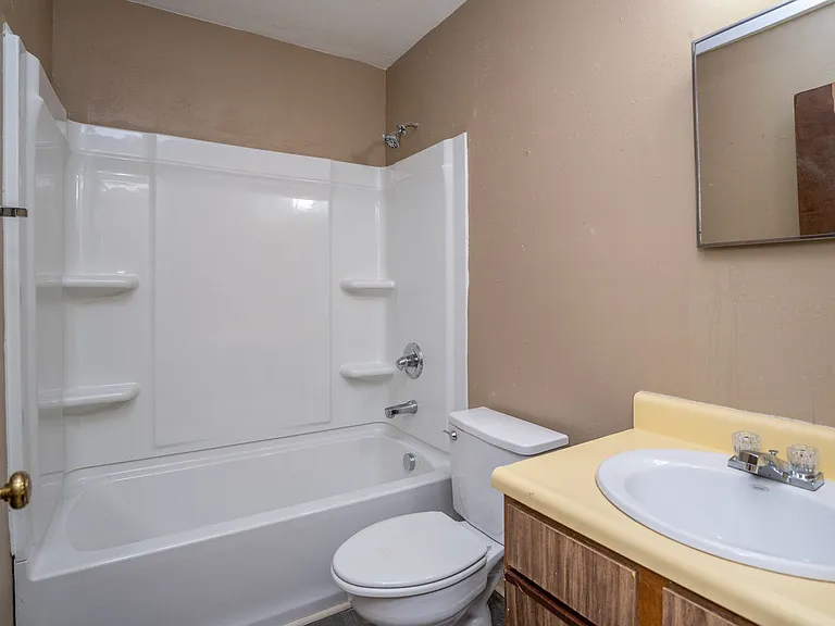 1018 Cumberland St — Photo 14