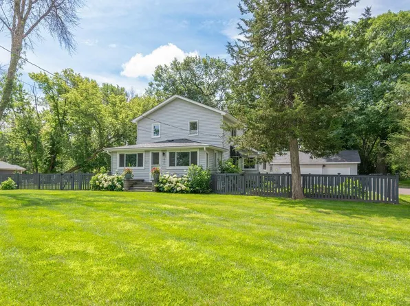 3745 Togo Rd, Wayzata, MN 55391