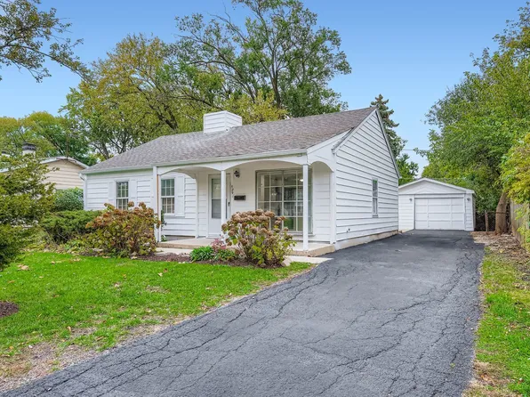 509 Elder Ln, Glenview, IL 60025