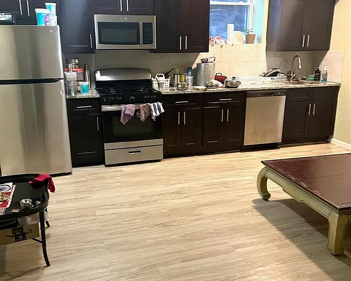 22 Liberty Ave #1A — Photo 1