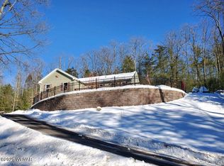 4325 Jobs Run Rd, Jersey Shore, PA 17740