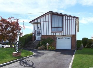 200B Merritts Rd, Farmingdale, NY 11735