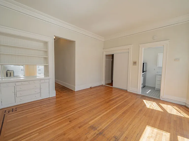 159 17th Street — Photo 3