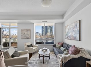 1105 Leslie St #411, Toronto, ON M3C 4G9