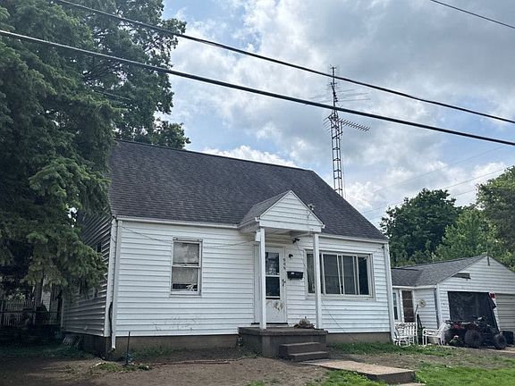 3rd image of 505 W Harrison Ave