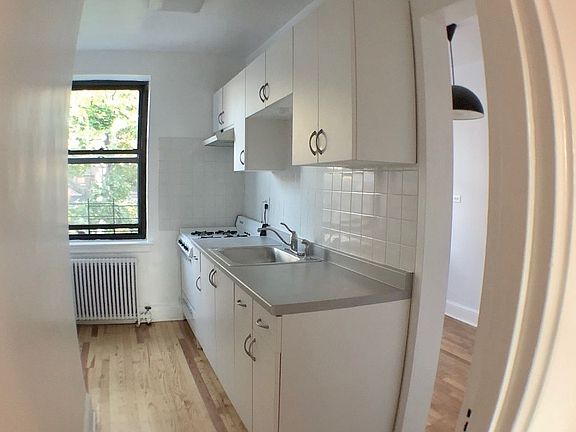 5th image of 2128 77th St #2