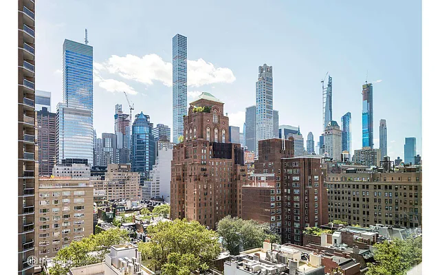 Sold by Douglas Elliman | media 28