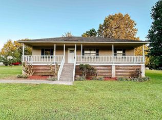 372 Edgehill Ln, Arab, AL 35016