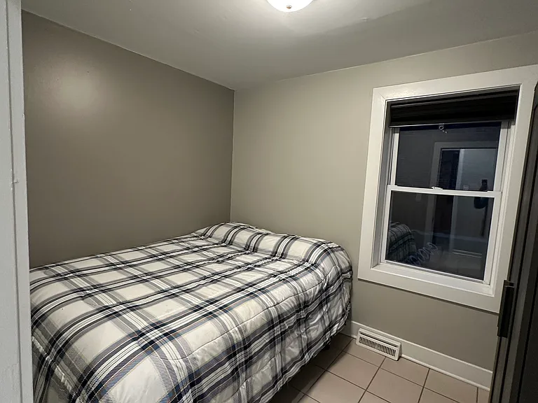 4621 S Archer Ave #1 — Photo 10