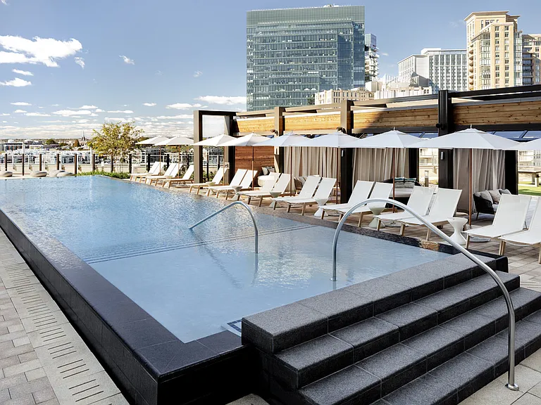 Liberty Harbor East — Photo 26