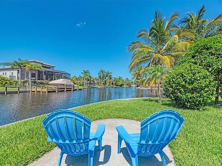 5577 Contento Dr — Photo 4