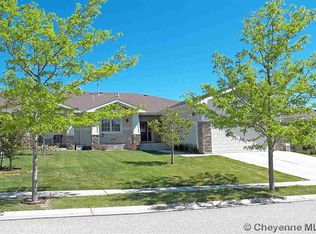 916 Feather Rdg, Cheyenne, WY 82009