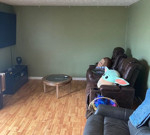 3rd image of 7497 Essex Dr