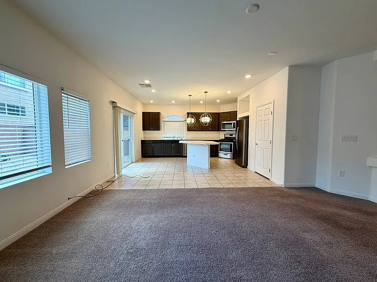 7748 Pacific Dunes St — Photo 9
