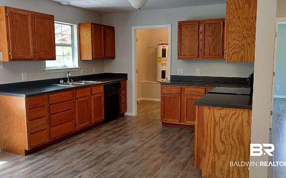 2nd image of 10940 Danne Ln