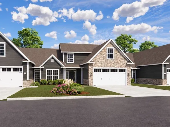 5822 Hawks Nest Cir NW, Canton, OH 44708