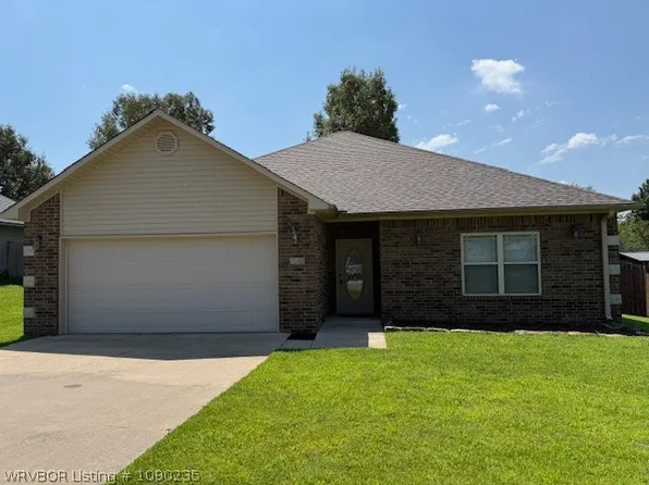 137 Stone Dr, Roland, OK 74954